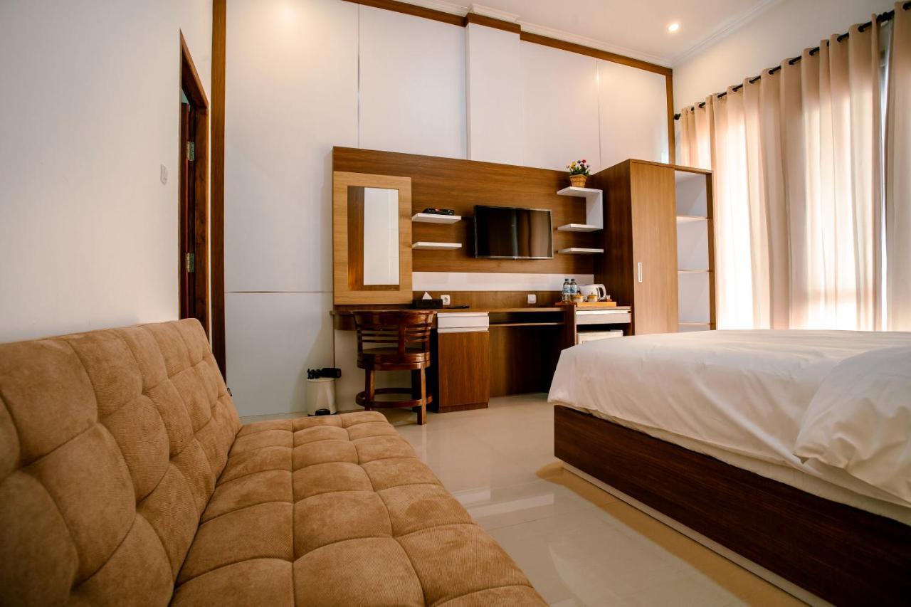 Nusa Sedayu Hotel By Ocean View Batununggul Eksteriør bilde