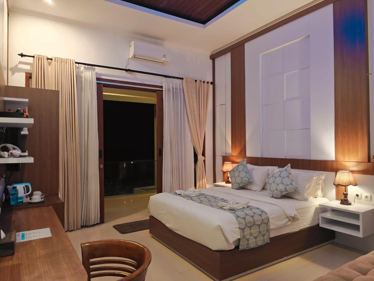 Nusa Sedayu Hotel By Ocean View Batununggul Eksteriør bilde