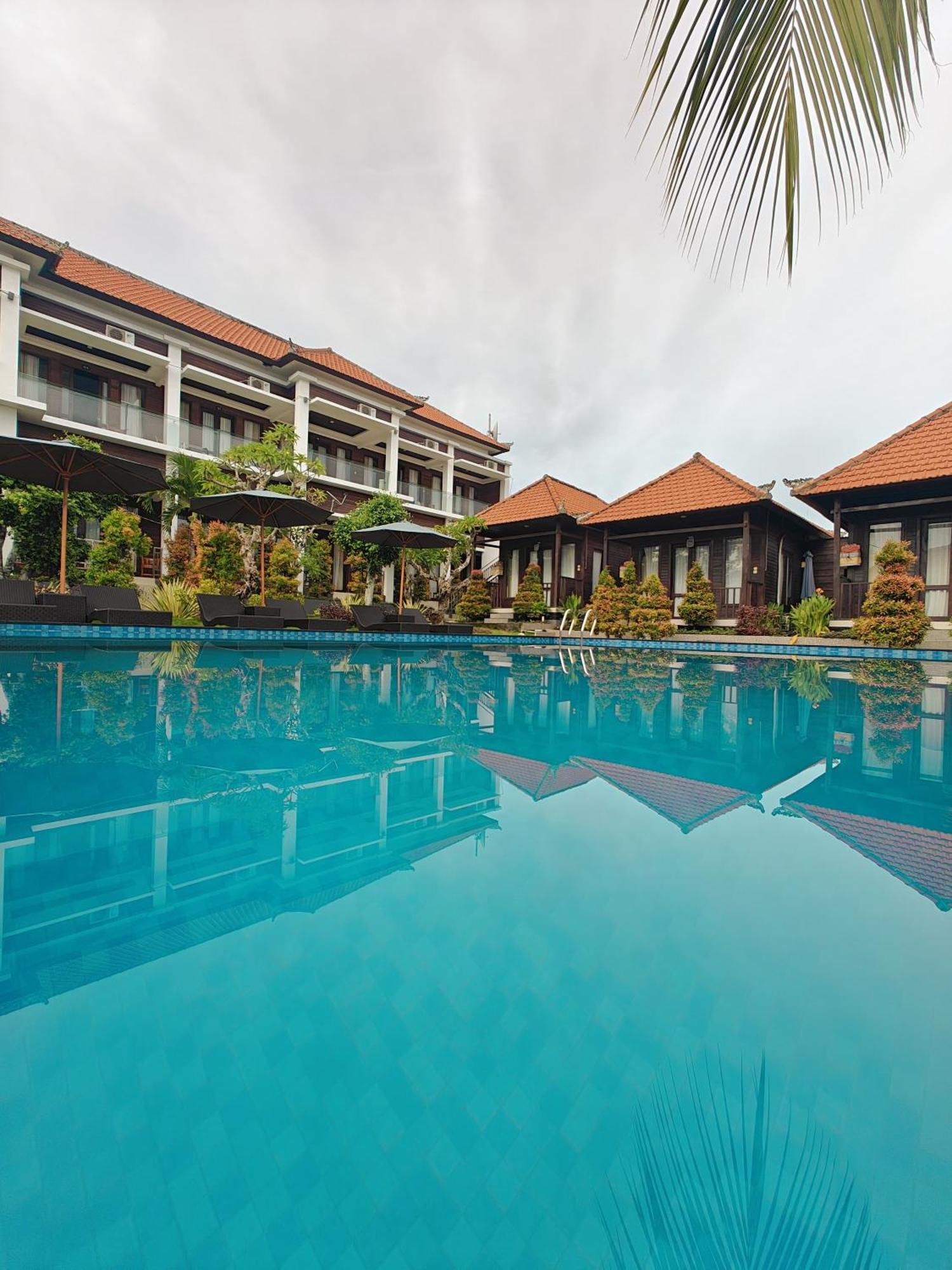 Nusa Sedayu Hotel By Ocean View Batununggul Eksteriør bilde