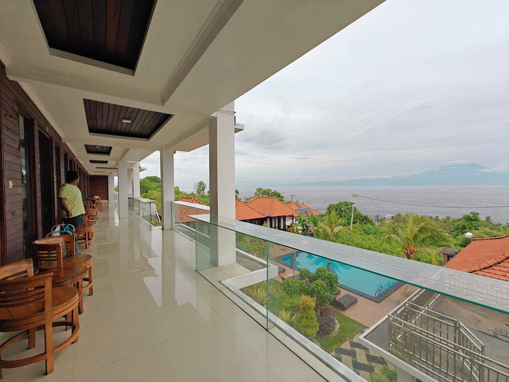Nusa Sedayu Hotel By Ocean View Batununggul Eksteriør bilde